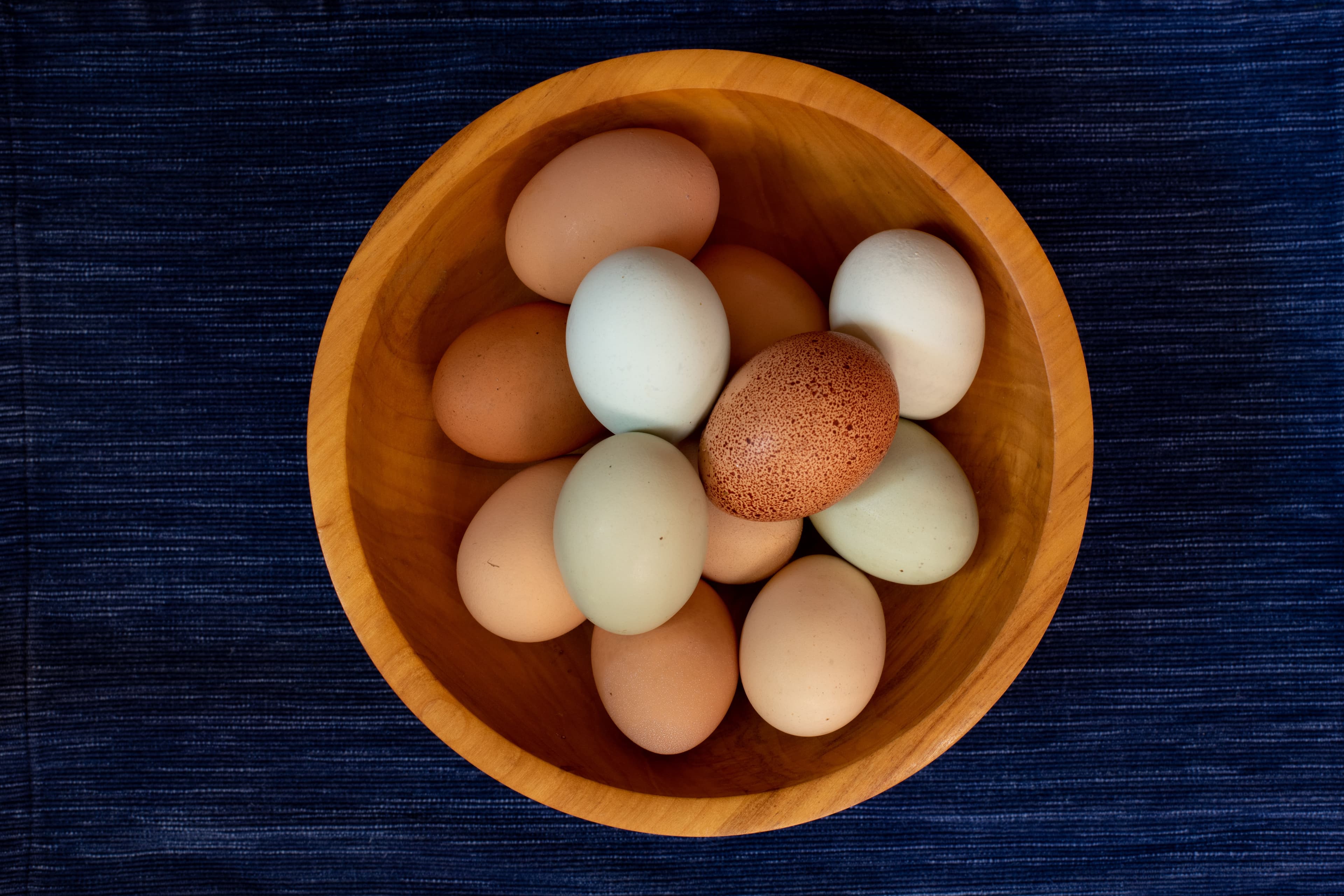 Large Farm Fresh Eating Eggs